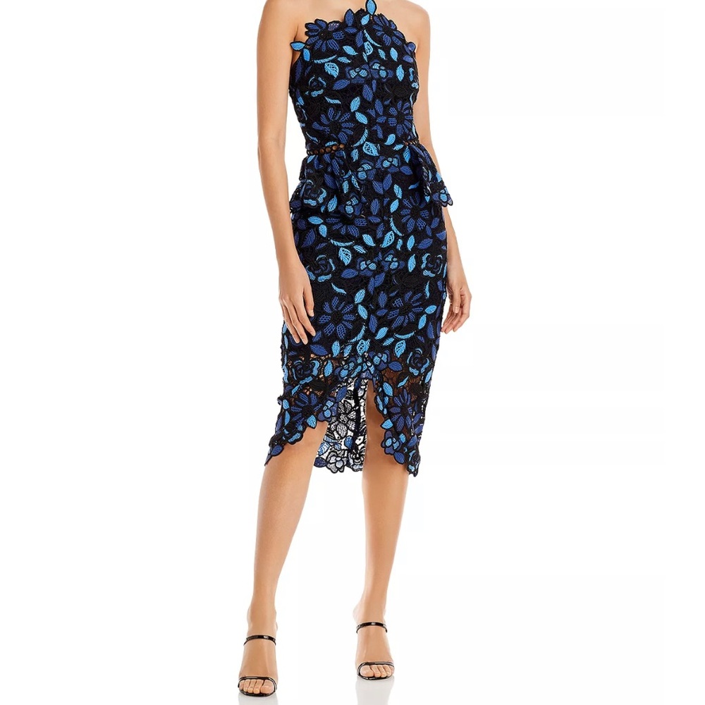 Elliatt Blue and Black Floral Midi Dress